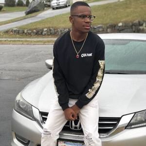 Meet your Posher, Chikere